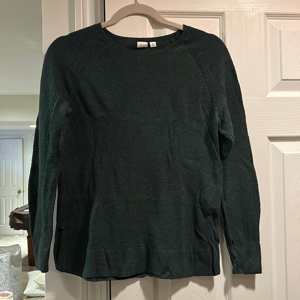 Knit sweater